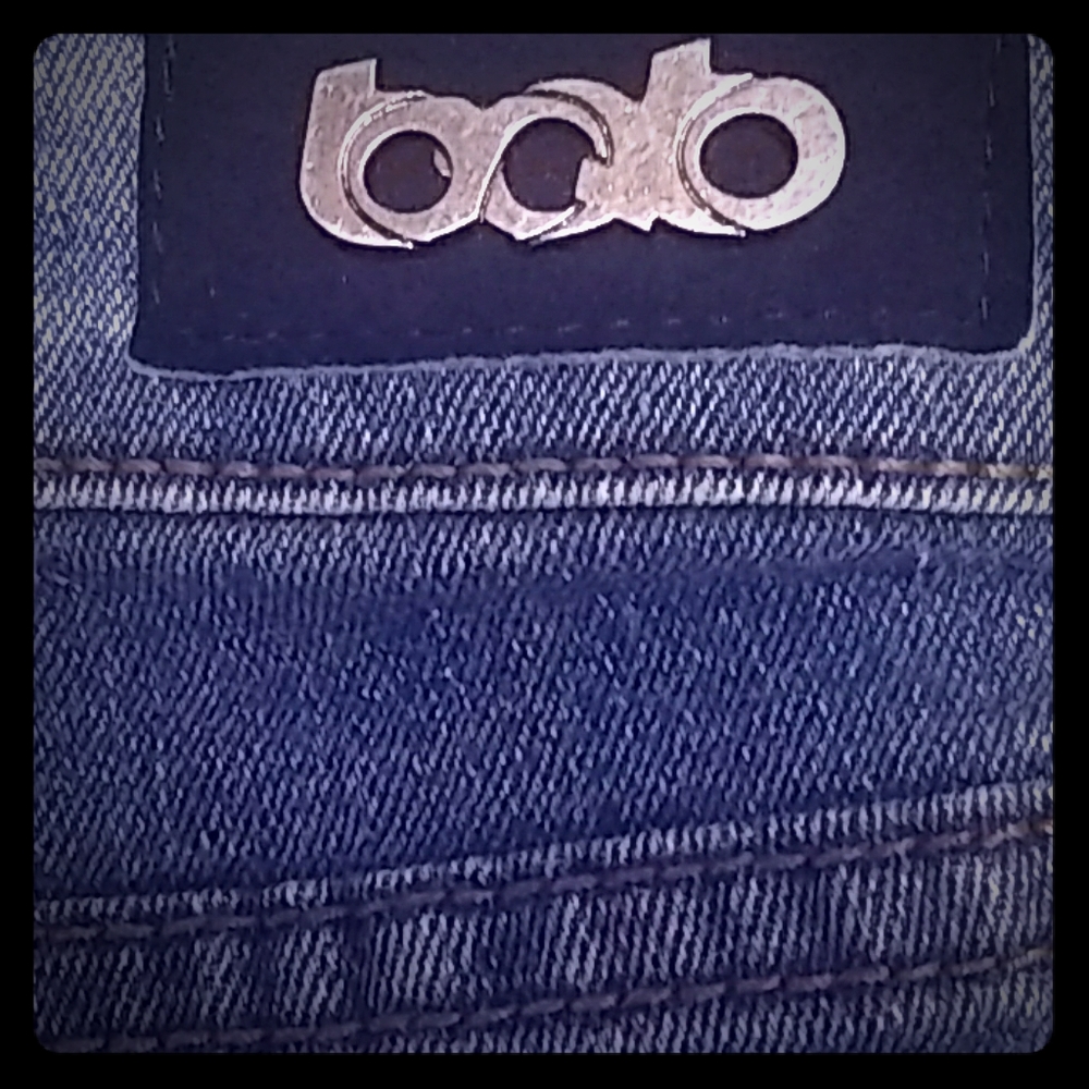 Jeans - Picture 2 of 4